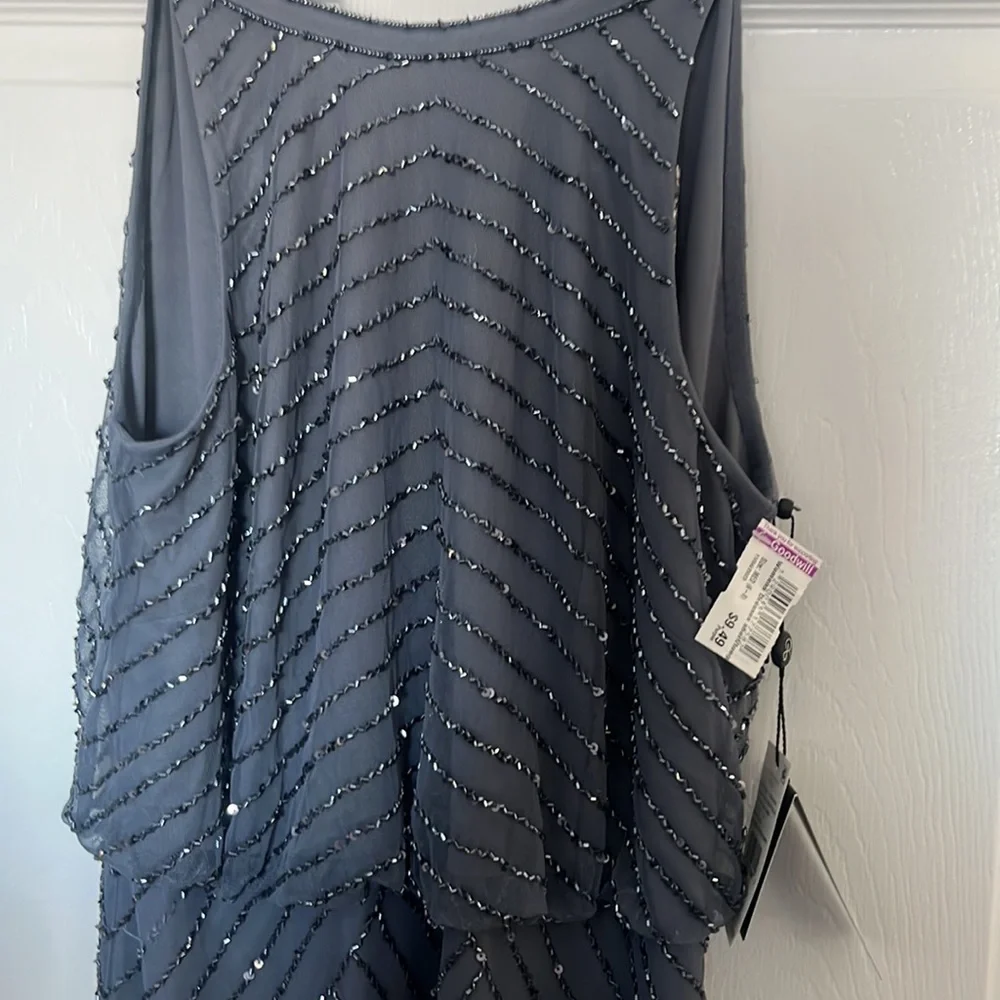 Adrianna Papell beaded gown. Size 6 . NWT